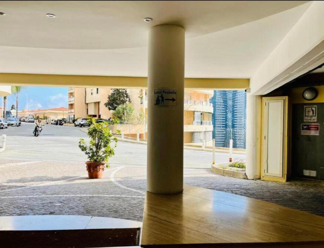 Apartmán Reve Au 7E Ciel Piscine Baie De Monaco Beausoleil Exteriér fotografie